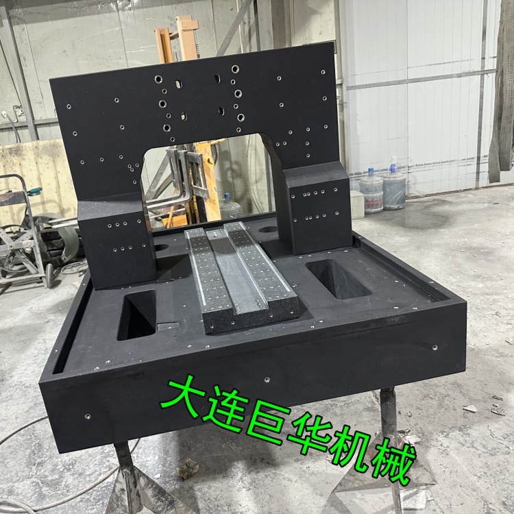 東莞客戶訂制的大理石平臺(tái)底座組裝發(fā)貨